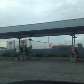 Central Car Wash - Vacuum area - Car Wash Near Me - Fresno, California Central Car Wash - Vacuum area - Car Wash Near Me - Fresno, California