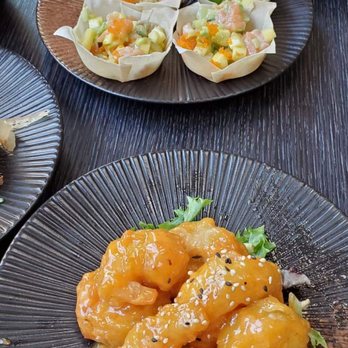 Sushi Payce - Salmon tartare wontons and shrimp - Sushi Bars Near Me - Chicago, Illinois Sushi Payce - Salmon tartare wontons and shrimp - Sushi Bars Near Me - Chicago, Illinois