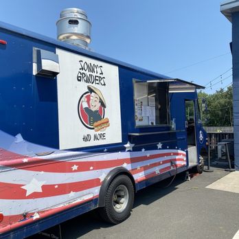Sonny's Grinders - Food Trucks Near Me - Southbury, Connecticut Sonny's Grinders - Food Trucks Near Me - Southbury, Connecticut