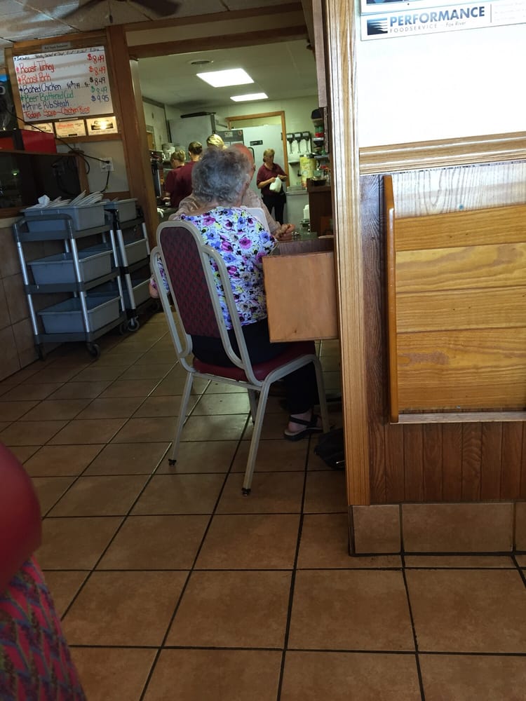 BENNYS FAMILY RESTURENT Updated September 2024 2511 Locust St