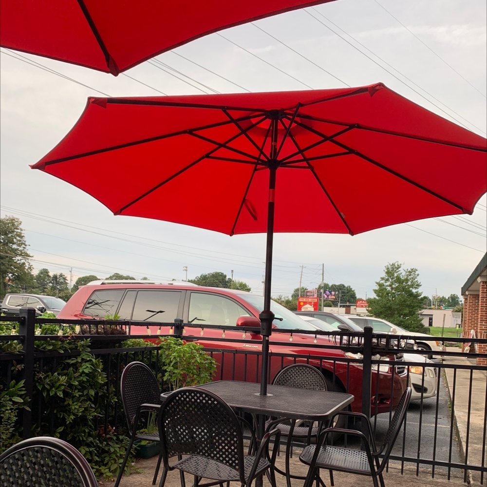Red Curry Thai - Outside - Thai Near Me - Marietta, Georgia