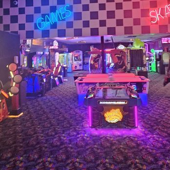 Miami Roller Rink - Skating Rinks Near Me - Miami, Florida