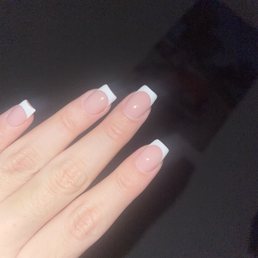 Left hand matches the right Left hand matches the right