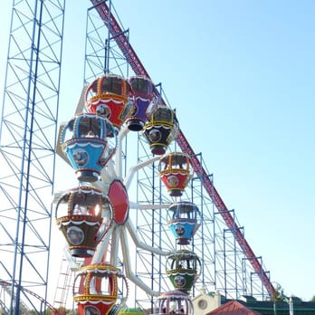 Six Flags America - Thomas Town ferris wheel - Amusement Parks Near Me - Bowie, Maryland Six Flags America - Thomas Town ferris wheel - Amusement Parks Near Me - Bowie, Maryland