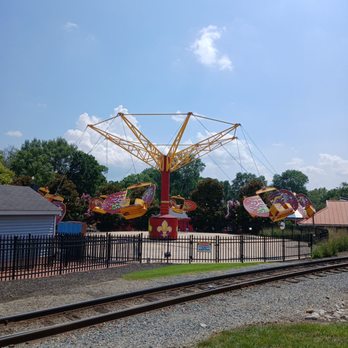 Six Flags America - Amusement Parks Near Me - Bowie, Maryland Six Flags America - Amusement Parks Near Me - Bowie, Maryland