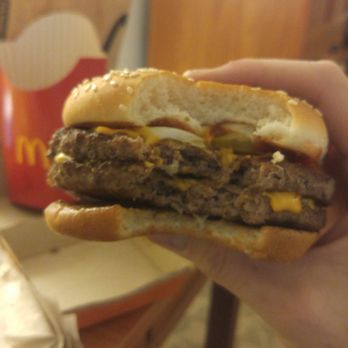 McDonald's - Cross section of a very respectable dub QP. - Fast Food Near Me - North Aurora, Illinois