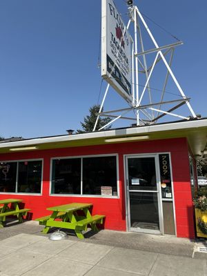 Taqueria Flores by null