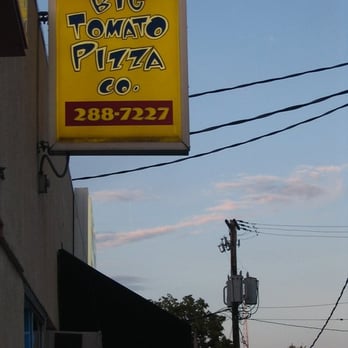 Big Tomato Pizza - Pizza Near Me - Des Moines, Iowa Big Tomato Pizza - Pizza Near Me - Des Moines, Iowa