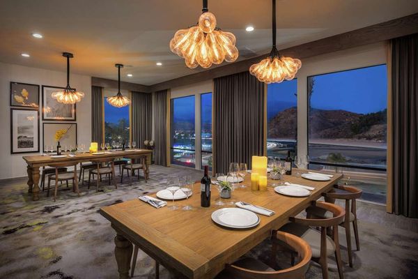 DoubleTree by Hilton Pomona by null