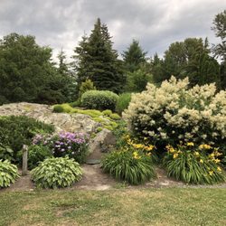 Parc Botanique-A Fleur D'eau
