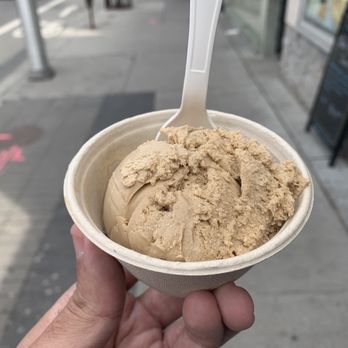Ruru Baked - Desserts Near Me - Toronto, Ontario