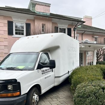 Young Man With Van - Local delivery 2024 - Movers Near Me Young Man With Van - Local delivery 2024 - Movers Near Me
