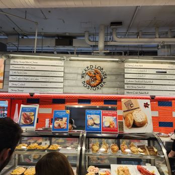 Faneuil Hall Marketplace - Shopping Centers Near Me - Boston, Massachusetts