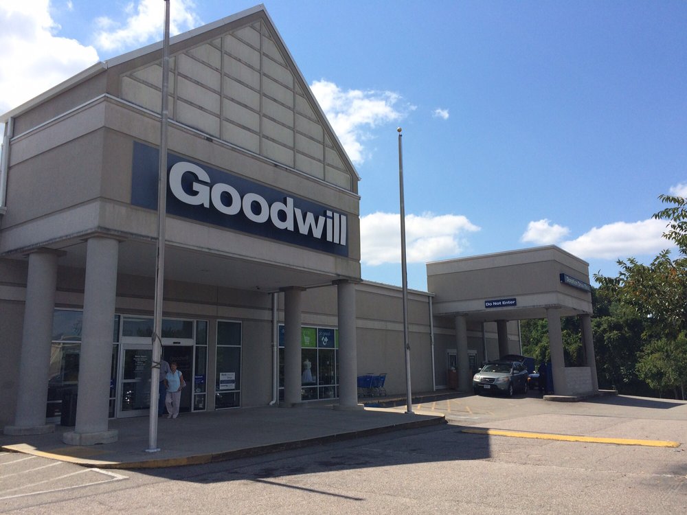 GOODWILL Updated September 2024 7147 Brandy Run Dr, Mechanicsville