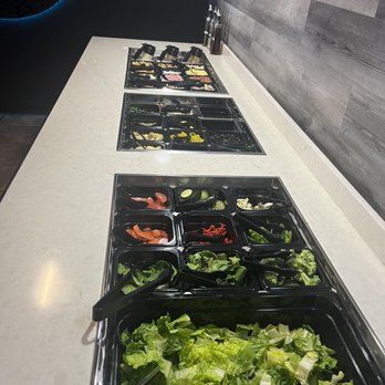 Isi's Pizza - Salad bar - Pizza Near Me - Ukiah, California Isi's Pizza - Salad bar - Pizza Near Me - Ukiah, California