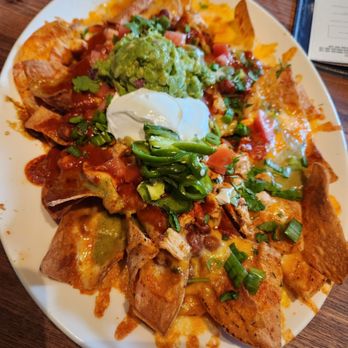 Yard House - Chicken Nachos this was so yummy - American Near Me - Millbury, Massachusetts Yard House - Chicken Nachos this was so yummy - American Near Me - Millbury, Massachusetts