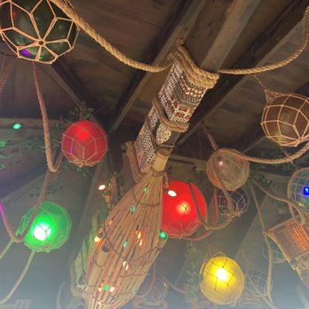 Mamahune's - Bar area - Tiki Bars Near Me - Kapaa, Hawaii