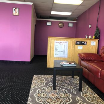 Fabulous Brow Threading - Reception area - Eyebrow Services Near Me - West Jordan, Utah Fabulous Brow Threading - Reception area - Eyebrow Services Near Me - West Jordan, Utah