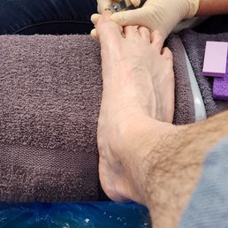 They do mens feet also.