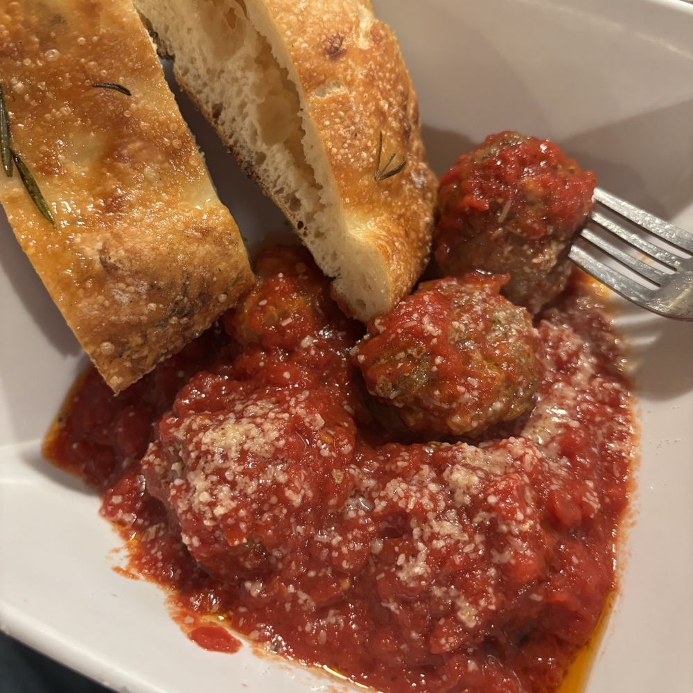 Federalist Pizza - meatballs - Pizza Near Me - Sacramento, California Federalist Pizza - meatballs - Pizza Near Me - Sacramento, California