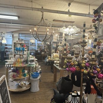 Southern Antique & Gift Mall - Antiques Near Me - Laurel, Mississippi Southern Antique & Gift Mall - Antiques Near Me - Laurel, Mississippi