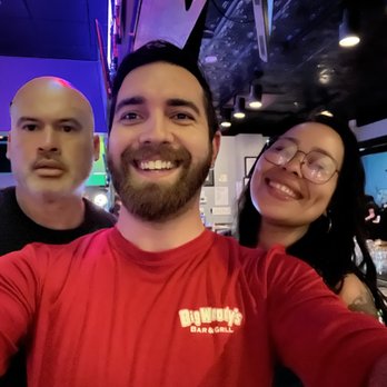 Woody's Raw Bar & Grill - Awesome Bar Staff - Sports Bars Near Me - Chesapeake, Virginia Woody's Raw Bar & Grill - Awesome Bar Staff - Sports Bars Near Me - Chesapeake, Virginia