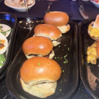 Morton's The Steakhouse - Filet Mignon Sliders - Steakhouses Near Me - Louisville, Kentucky Morton's The Steakhouse - Filet Mignon Sliders - Steakhouses Near Me - Louisville, Kentucky