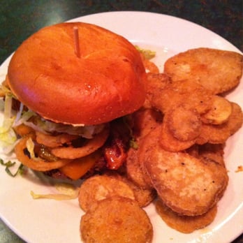 Smokey Bones Frazier - Burger and kettle chips - Barbeque Near Me - Tarentum, Pennsylvania Smokey Bones Frazier - Burger and kettle chips - Barbeque Near Me - Tarentum, Pennsylvania