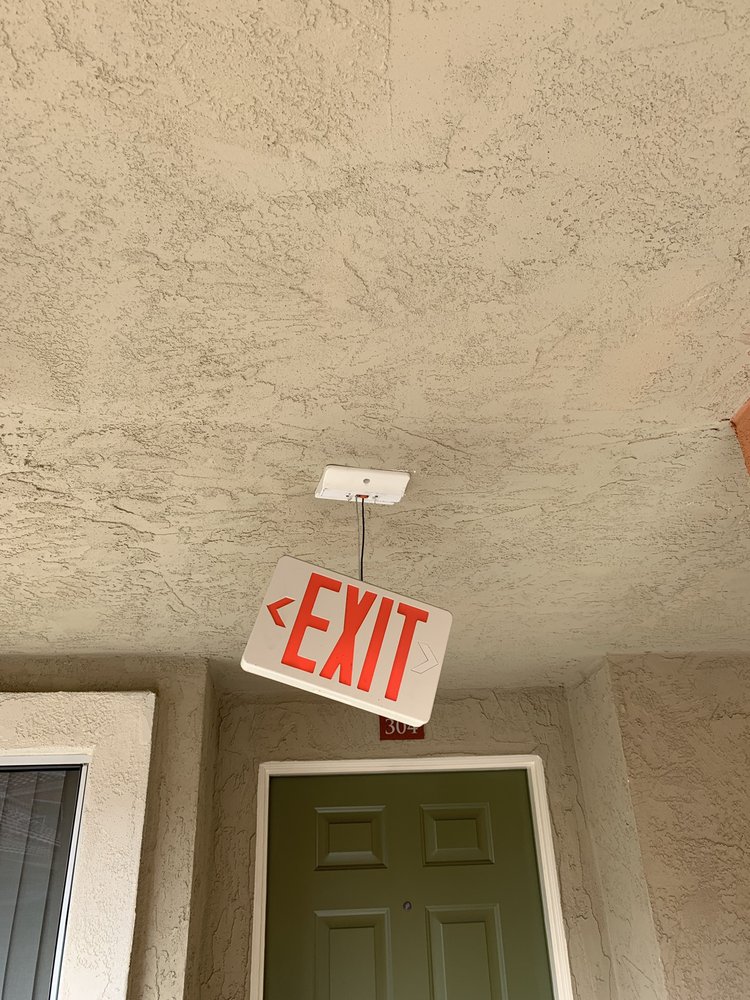 Aztec Corner 25 Photos 39 Reviews Apartments 5504 Montezuma Rd San Diego Ca United States Phone Number