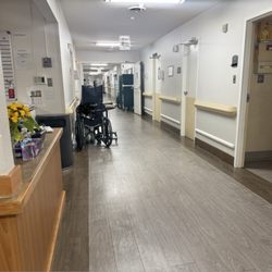 Pacific Coast Manor - The hallways we're clean!
