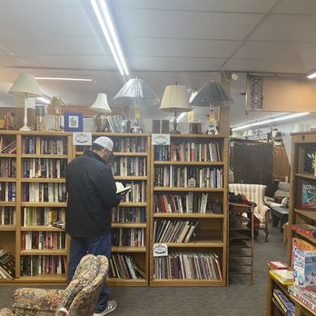 Common Cents Resale - Books, board games, vinyl records, - Antiques Near Me - Elizabeth, Illinois Common Cents Resale - Books, board games, vinyl records, - Antiques Near Me - Elizabeth, Illinois