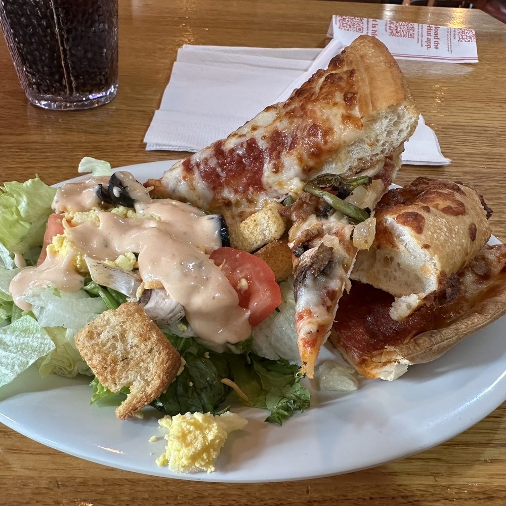 Pizza Hut - Seemingly the last Pizza Hut buffet around and it's a banger! - Pizza Near Me - Nashville, Tennessee Pizza Hut - Seemingly the last Pizza Hut buffet around and it's a banger! - Pizza Near Me - Nashville, Tennessee