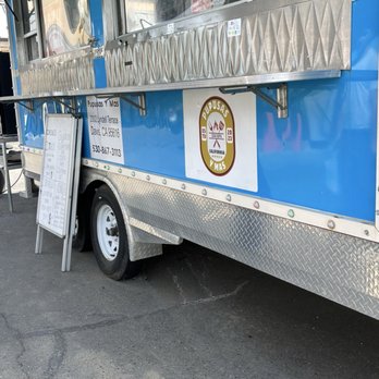 Pupusas Y Mas - The taco truck stand w the business logo - Food Trucks Near Me - Davis, California Pupusas Y Mas - The taco truck stand w the business logo - Food Trucks Near Me - Davis, California