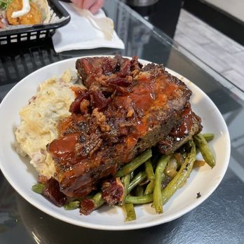 Culture - Meatloaf meal - American Near Me - Dayton, Ohio Culture - Meatloaf meal - American Near Me - Dayton, Ohio