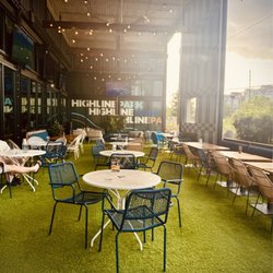 Highline Park - Patio