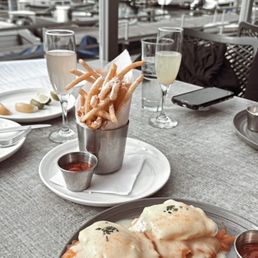 Eggs Benedict