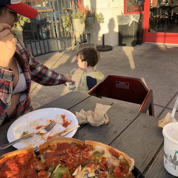 Rosati's Pizza - undercooked, too many onions, sausage borderline raw, requested well done and got a slop pie. - Pizza Near Me - Encinitas, California Rosati's Pizza - undercooked, too many onions, sausage borderline raw, requested well done and got a slop pie. - Pizza Near Me - Encinitas, California