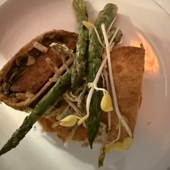 Kres Chophouse - Beef Wellington V - Steakhouses Near Me - Orlando, Florida Kres Chophouse - Beef Wellington V - Steakhouses Near Me - Orlando, Florida