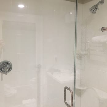 TownePlace Suites by Marriott Olympia - Shower head separate from temperature control. No idea how it took until 2016 for this to happen in hotels. - Hotels Near Me - Olympia, Washington TownePlace Suites by Marriott Olympia - Shower head separate from temperature control. No idea how it took until 2016 for this to happen in hotels. - Hotels Near Me - Olympia, Washington