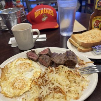 Red Mountain Cafe - American Near Me - Mesa, Arizona Red Mountain Cafe - American Near Me - Mesa, Arizona
