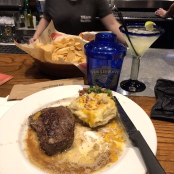 Chili's - Wrong steak 6 not 10oz - Tex-Mex Near Me - Modesto, California Chili's - Wrong steak 6 not 10oz - Tex-Mex Near Me - Modesto, California