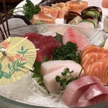 Sakura - Sashimi deluxe - Japanese Near Me - Kailua-Kona, Hawaii