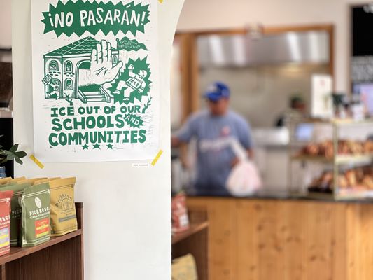 Picaresca Barra de Cafe by null