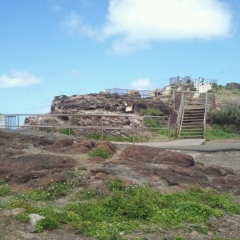 Makapu'u Point Lighthouse Trail - Lookout points at the top - Hiking Near Me - Honolulu, Hawaii