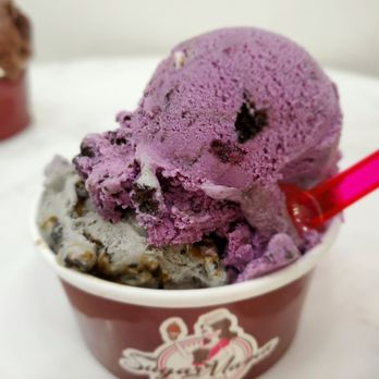 Sugar Mama Desserts - Half black sesame and half blueberry oreo - Ice Cream & Frozen Yogurt Near Me - Milpitas, California Sugar Mama Desserts - Half black sesame and half blueberry oreo - Ice Cream & Frozen Yogurt Near Me - Milpitas, California