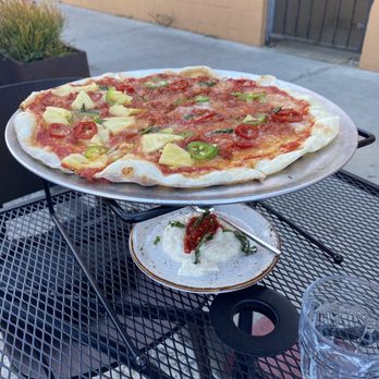 Ospi Venice - Pizza with pineapple and peppers - Italian Near Me - Venice, California Ospi Venice - Pizza with pineapple and peppers - Italian Near Me - Venice, California