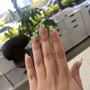 Luxy Nail Spa - Nail Salons Near Me - Walnut Creek, California