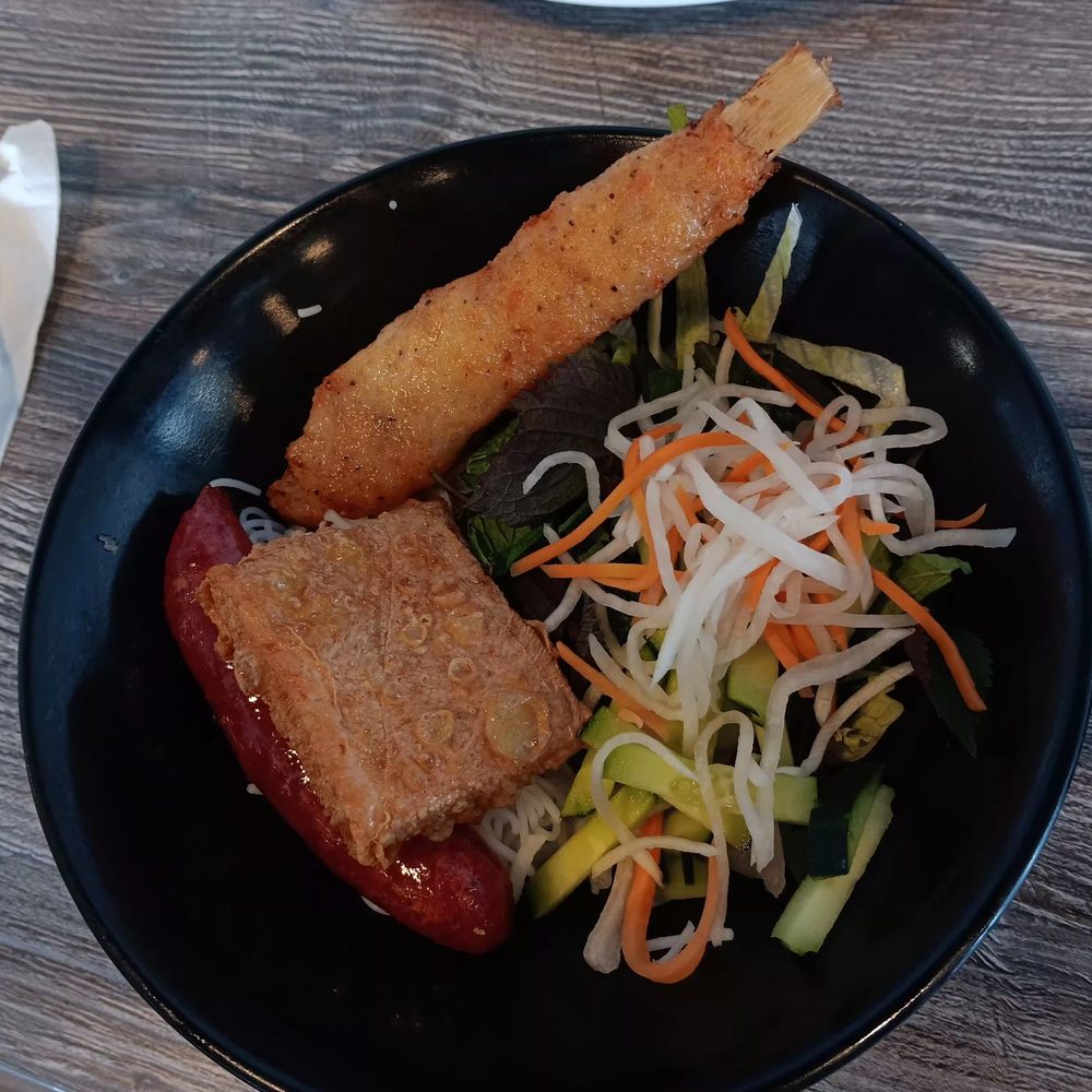 Com Tam Bui - Vermicelli noodles with three items. Sugar cane shrimp was my favorite item. - Vietnamese Near Me - Garden Grove, California