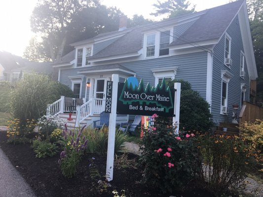 Moon Over Maine by null