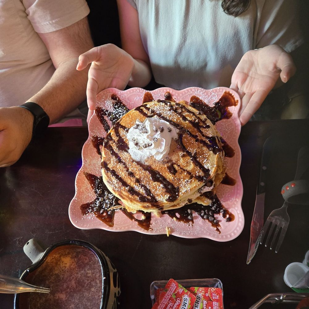 Wings And Burgers - Chocolate pancakes - Burgers Near Me - Denver, Colorado Wings And Burgers - Chocolate pancakes - Burgers Near Me - Denver, Colorado